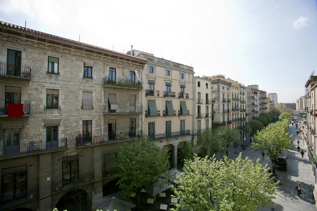 דירות ז'ירונה Apartament L'Encant De La Rambla מראה חיצוני תמונה